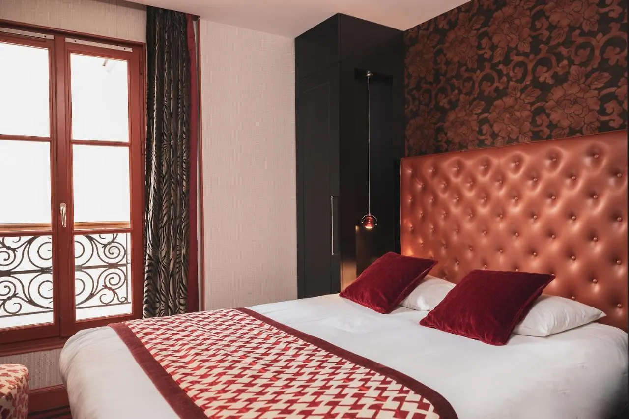 Hotel Le Petit Paris