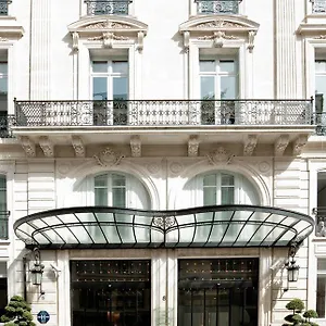 La Maison Champs Elysées Paris